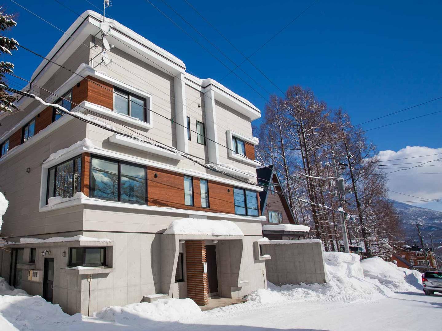 Villa Yutaka Townhouse Ōmagari Esterno foto